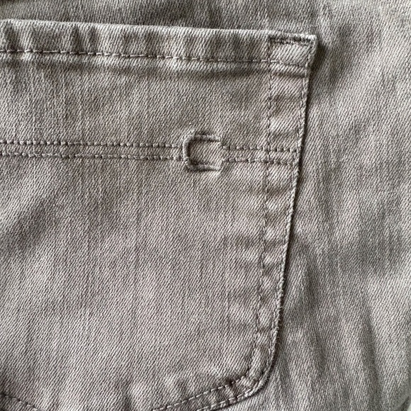 Chico’s Women Taupe Jeans Size 14 Pockets Casual Teacher School Stretch - Picture 8 of 13